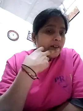 Snapshot of aliya-jaan71 chatting on 11/27/25, 05:26 aliya-jaan71 online show from 11/27/25, 05:26