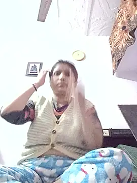 Snapshot of aliya-jaan71 chatting on 11/28/25, 06:27 aliya-jaan71 online show from 11/28/25, 06:27