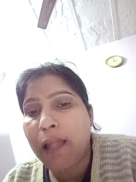 Snapshot of aliya-jaan71 chatting on 12/21/25, 09:27 aliya-jaan71 online show from 12/21/25, 09:27