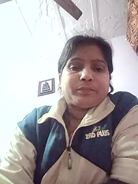 Snapshot of aliya-jaan71 chatting on 01/10/26, 11:01 aliya-jaan71 online show from 01/10/26, 11:01