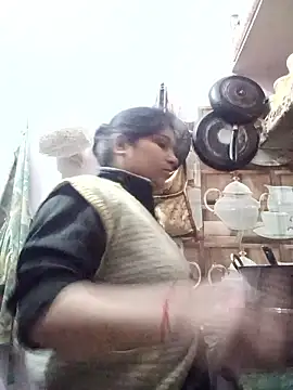 Snapshot of aliya-jaan71 chatting on 01/15/26, 10:09 aliya-jaan71 online show from 01/15/26, 10:09