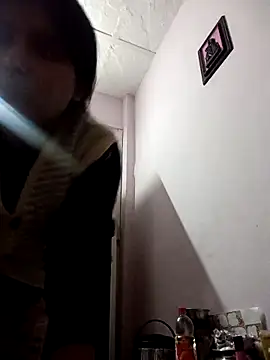 Snapshot of aliya-jaan71 chatting on 01/31/26, 07:34 aliya-jaan71 online show from 01/31/26, 07:34