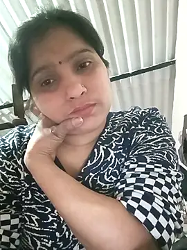 Snapshot of aliya-jaan71 chatting on 02/09/26, 04:22 aliya-jaan71 online show from 02/09/26, 04:22