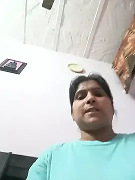 Snapshot of aliya-jaan71 chatting on 03/21/26, 05:38 aliya-jaan71 online show from 03/21/26, 05:38