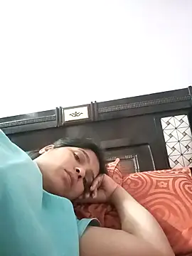 Snapshot of aliya-jaan71 chatting on 03/23/26, 10:52 aliya-jaan71 online show from 03/23/26, 10:52