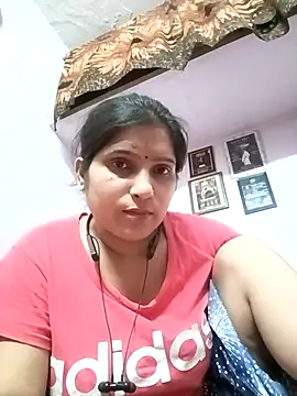 aliya-jaan71 online show from 05/19/26, 08:04
