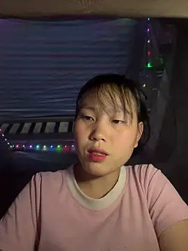 huong-18 online show from 01/17/26, 03:17
