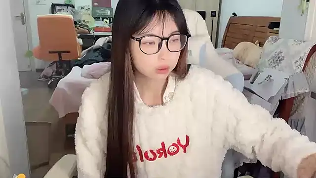 Akong11 online show from 12/21/25, 04:19