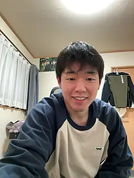 Snapshot of KAMESAN08 chatting on 11/20/25, 01:33 KAMESAN08 online show from 11/20/25, 01:33