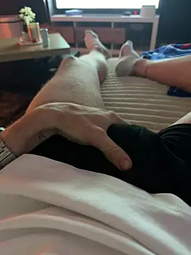 bobsex211 online show from 04/30/26, 07:20