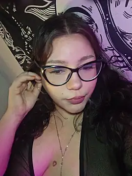 MegXo online show from 12/21/25, 09:22