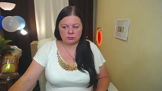 BritneyRaine online show from 09/26/25, 12:09