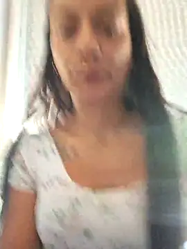 Lauraxxsteen online show from 09/15/25, 10:37