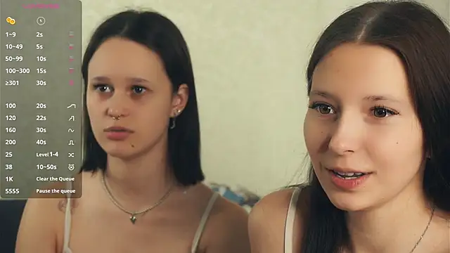 GabrielleLynchard online show from 10/16/25, 07:04