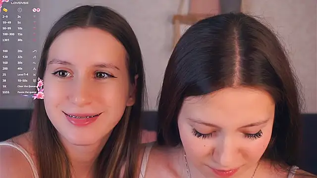 GabrielleLynchard online show from 12/02/25, 08:48