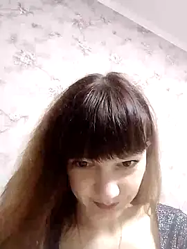 Snapshot of AliceSwan1122 chatting on 11/28/25, 08:44 AliceSwan1122 online show from 11/28/25, 08:44