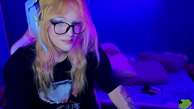 bekvafluttershy online show from 11/21/25, 01:37