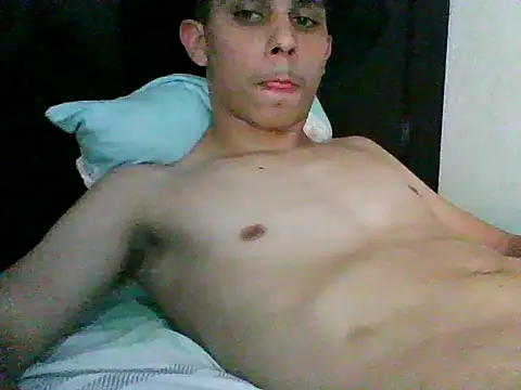 Snapshot of KingLamed chatting on 09/15/25, 02:17 KingLamed online show from 09/15/25, 02:17