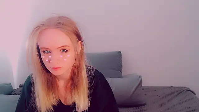 Snapshot of AliceNya_cute chatting on 04/28/26, 05:34 AliceNya cute online show from 04/28/26, 05:34