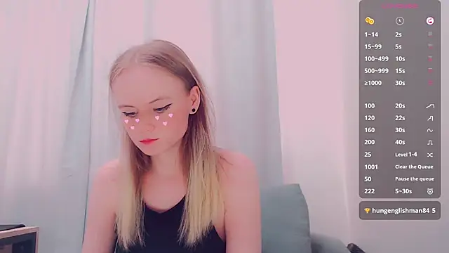 Snapshot of AliceNya_cute chatting on 06/11/26, 06:44 AliceNya cute online show from 06/11/26, 06:44