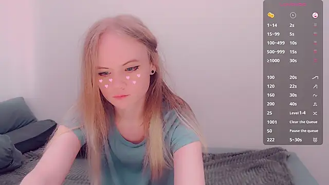 Snapshot of AliceNya_cute chatting on 08/03/26, 08:57 AliceNya cute online show from 08/03/26, 08:57