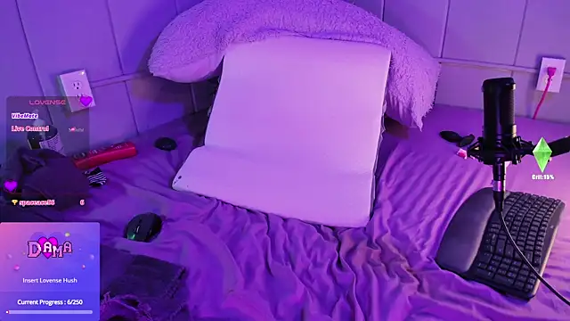 Snapshot of DamaDevotchka chatting on 11/16/25, 02:28 DamaDevotchka online show from 11/16/25, 02:28