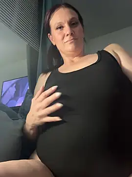 Ariasweetaspie online show from 06/02/26, 05:42