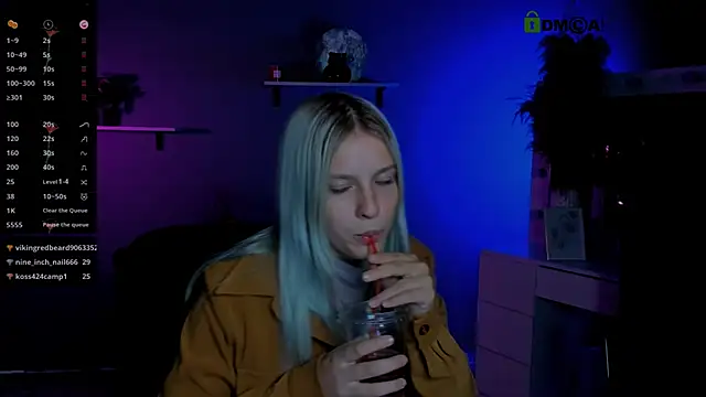 kaela spell  online show from 10/14/25, 09:15