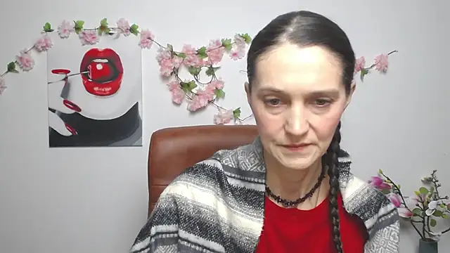 TayaFinch online show from 12/02/25, 01:17