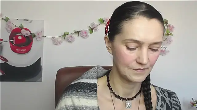 TayaFinch online show from 02/09/26, 01:59