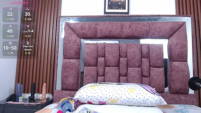 Snapshot of hot_couple42 chatting on 04/09/26, 07:30 hot couple42 online show from 04/09/26, 07:30