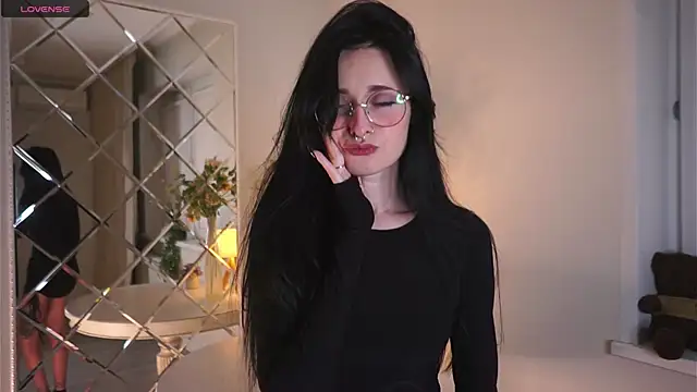 DarcyAspacio online show from 09/23/25, 11:24