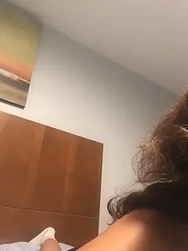 juiicy001 online show from 11/09/25, 10:35