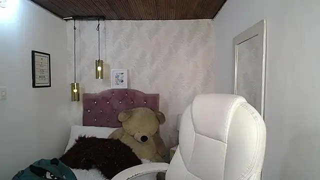 alllyson  online show from 01/10/26, 07:48