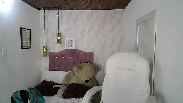 alllyson  online show from 01/12/26, 07:30