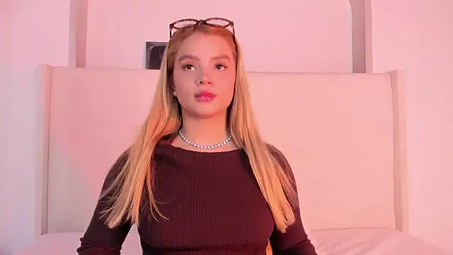 Sofi glow online show from 03/20/26, 09:19