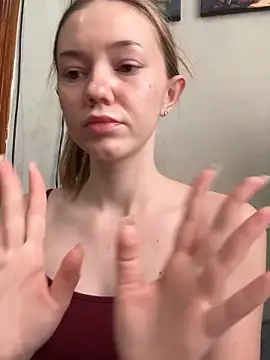 Snapshot of MilaMoone chatting on 01/17/26, 10:09 MilaMoone online show from 01/17/26, 10:09