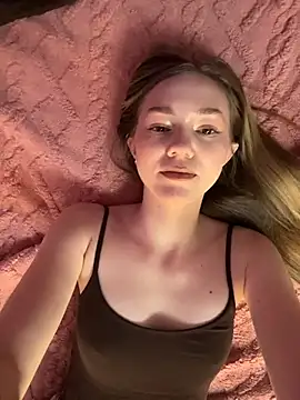 MilaMoone online show from 03/07/26, 11:18