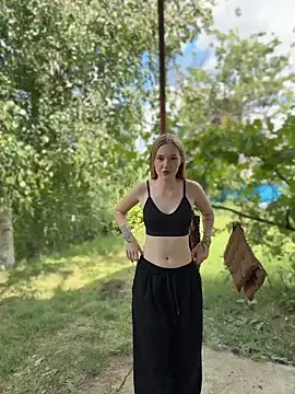 MilaMoone online show from 06/22/26, 11:07