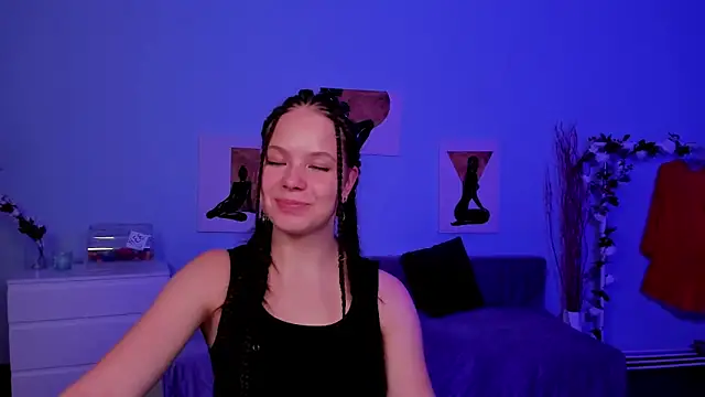 Snapshot of BetsyKiss chatting on 10/18/25, 05:14 BetsyKiss online show from 10/18/25, 05:14