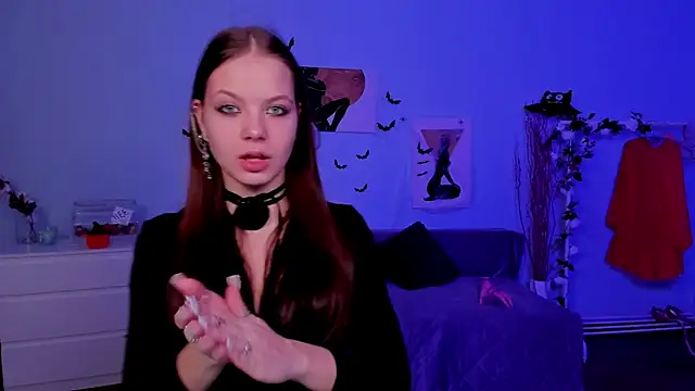 Snapshot of BetsyKiss chatting on 10/30/25, 05:13 BetsyKiss online show from 10/30/25, 05:13