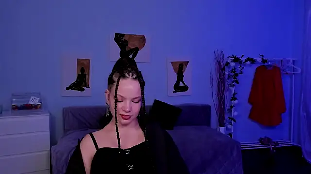 Snapshot of BetsyKiss chatting on 11/14/25, 05:28 BetsyKiss online show from 11/14/25, 05:28