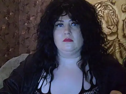 YuliiaSan online show from 12/19/25, 04:52