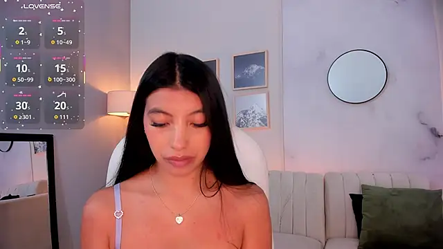 Tiffany Low online show from 11/20/25, 12:27