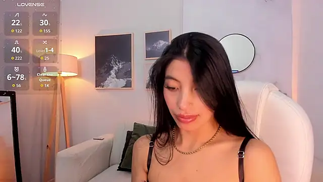 Tiffany Low online show from 02/03/26, 01:16