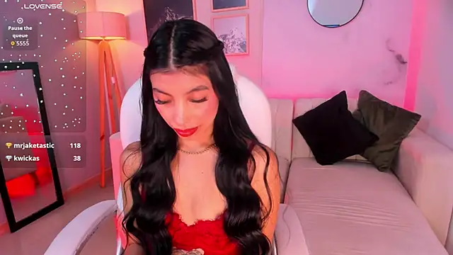 Tiffany Low online show from 02/14/26, 01:30