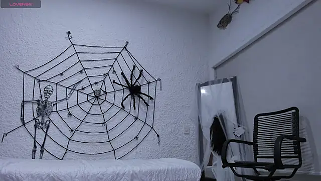 Snapshot of j_martony chatting on 10/25/25, 03:14 j martony online show from 10/25/25, 03:14