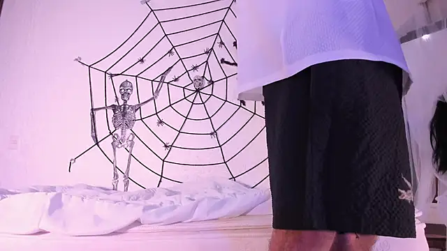 Snapshot of j_martony chatting on 10/27/25, 12:20 j martony online show from 10/27/25, 12:20