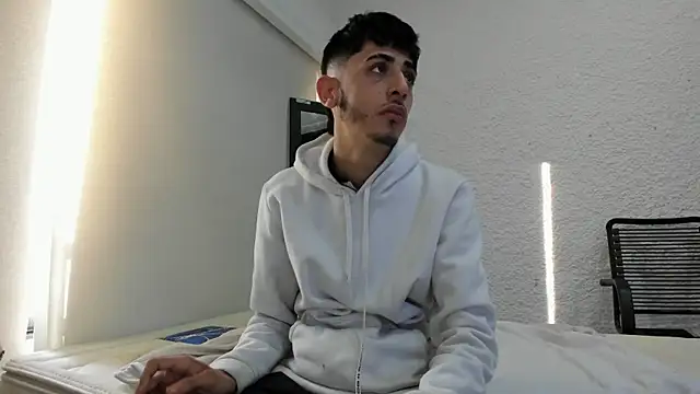 Snapshot of j_martony chatting on 11/27/25, 12:07 j martony online show from 11/27/25, 12:07