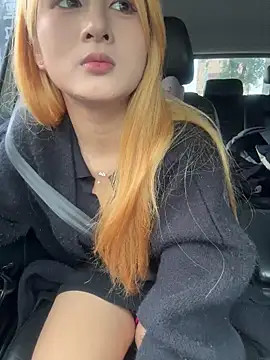 Snapshot of yuki_june chatting on 11/06/25, 08:59 yuki june online show from 11/06/25, 08:59